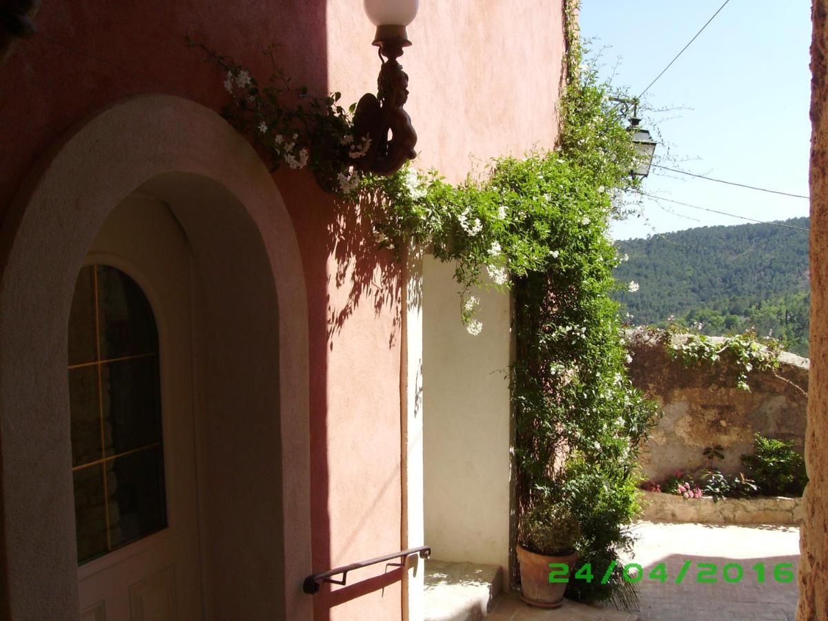 Bed and Breakfast La Clé des Songes Claviers Exterior foto