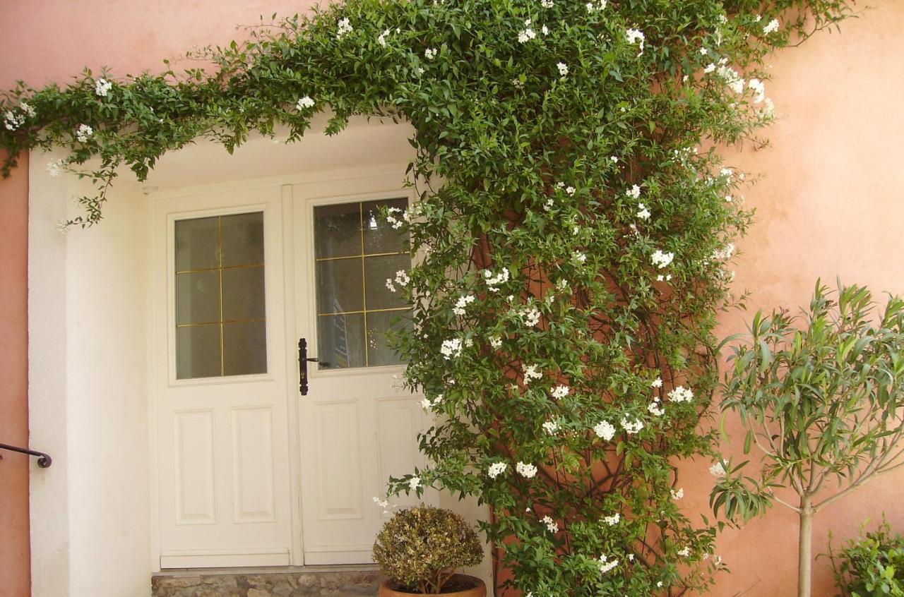 Bed and Breakfast La Clé des Songes Claviers Exterior foto