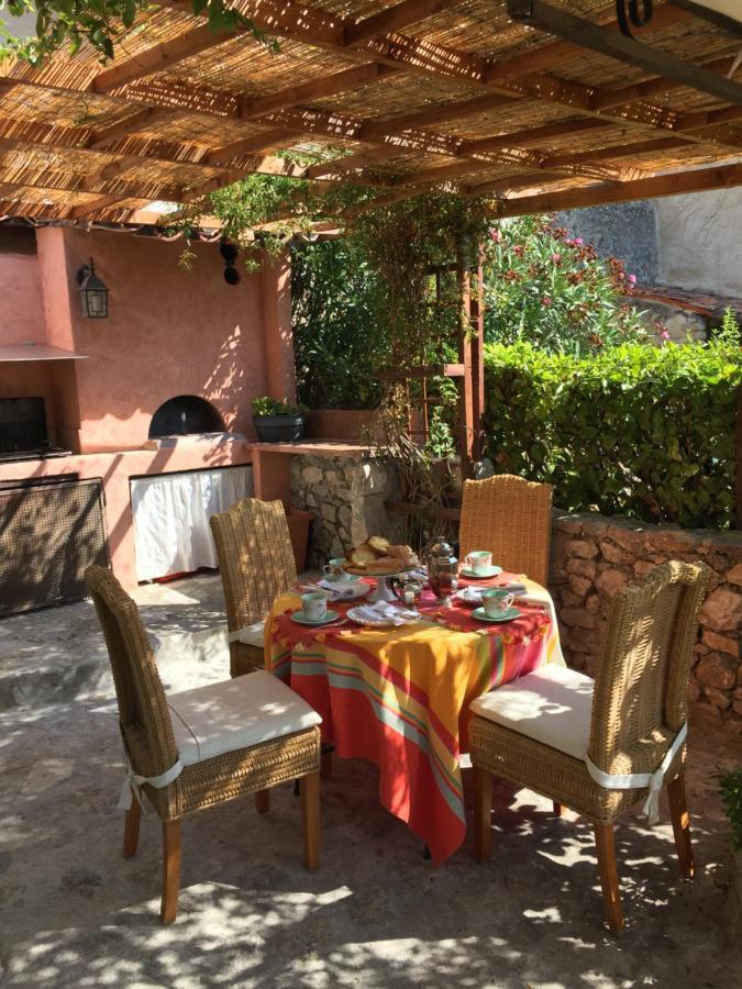 Bed and Breakfast La Clé des Songes Claviers Exterior foto