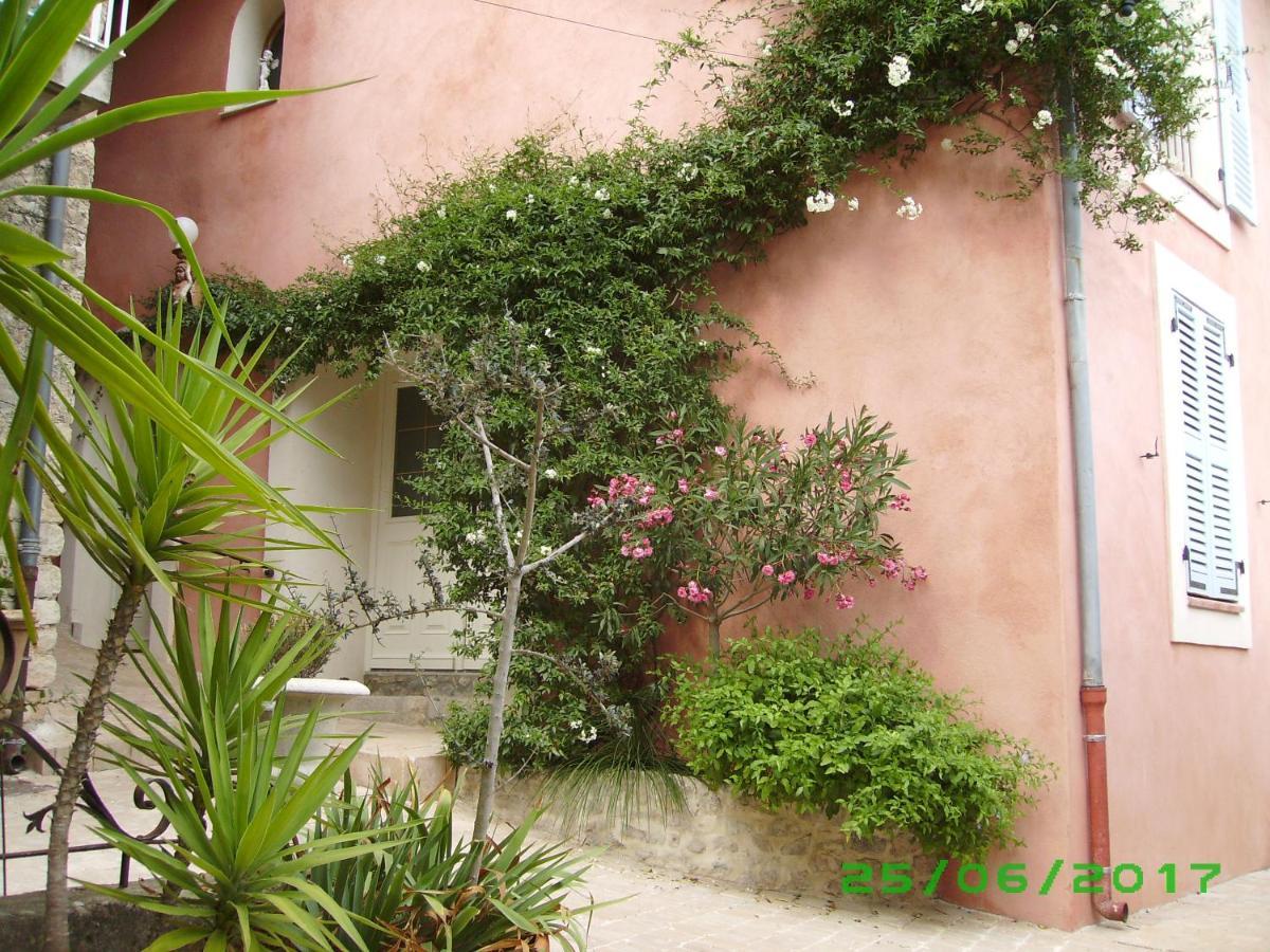 Bed and Breakfast La Clé des Songes Claviers Exterior foto