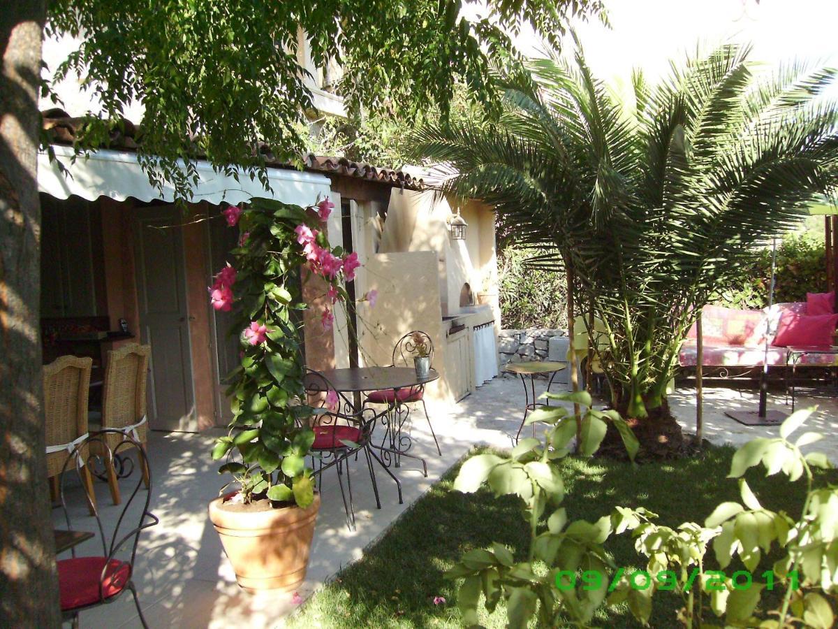 Bed and Breakfast La Clé des Songes Claviers Exterior foto